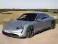 Гульня Porsche Taycan Turbo S онлайн Гульня Porsche Taycan Turbo S онлайн